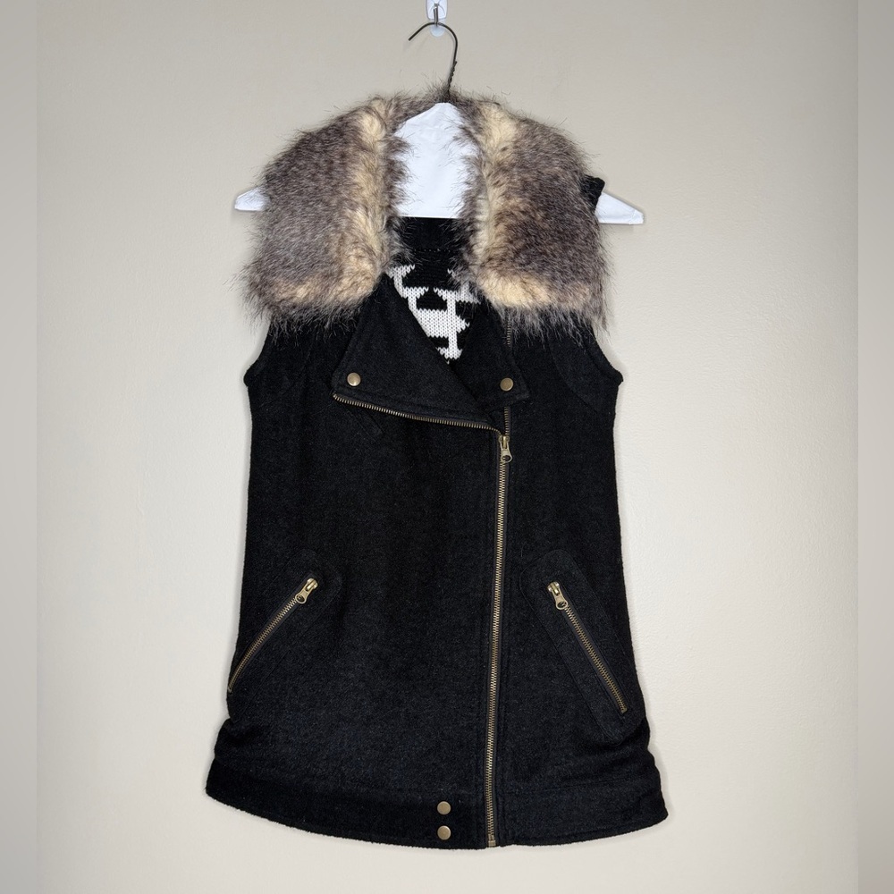 Thread & Supply Black Vest with Faux Fur Trim